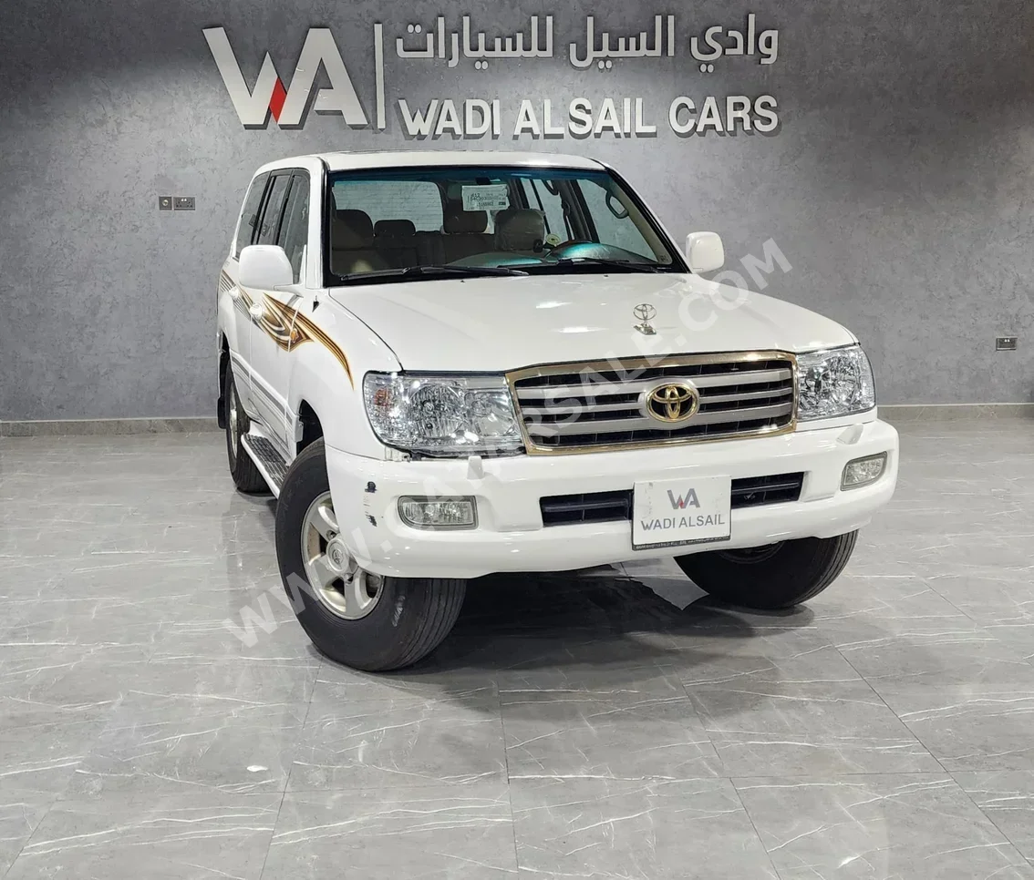 تويوتا  لاند كروزر  جي اكس ار  2007  عادي  314,000 كم  6 سلندر  دفع رباعي  اس يو في  أبيض