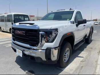 GMC  Sierra  2500 HD  2024  Automatic  2,000 Km  8 Cylinder  Four Wheel Drive (4WD)  Pick Up  White  With Warranty