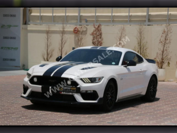 Ford  Mustang  GT  2017  Automatic  114,000 Km  8 Cylinder  Rear Wheel Drive (RWD)  Coupe / Sport  Pearl