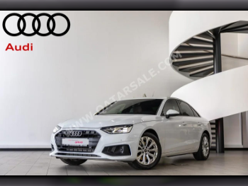 Audi  A4  2.0 T  2022  Automatic  31,000 Km  4 Cylinder  Front Wheel Drive (FWD)  Sedan  White  With Warranty