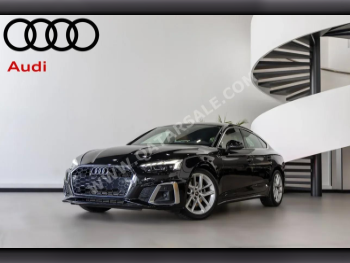 اودي  أي 5  اس لاين  2022  اوتوماتيك  30,000 كم  4 سلندر  سحب امامي  سيدان  أسود  تحت الضمان