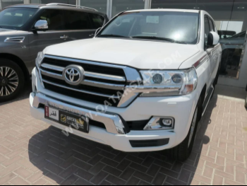 Toyota  Land Cruiser  GXR  2020  Automatic  50,000 Km  8 Cylinder  Four Wheel Drive (4WD)  SUV  White