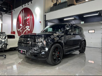 لاند روفر  ديفيندر  110 اكس  2021  اوتوماتيك  70,000 كم  6 سلندر  دفع رباعي  اس يو في  أسود  تحت الضمان