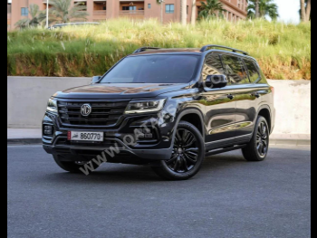 ام جي  ار اكس8  2022  اوتوماتيك  60,000 كم  4 سلندر  دفع رباعي  اس يو في  أسود  تحت الضمان