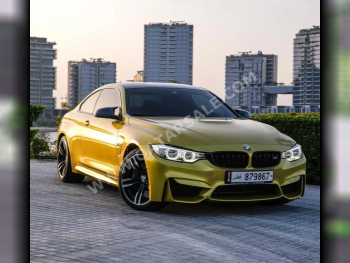 بي ام دبليو  الفئة - ام  4  2016  اوتوماتيك  49,000 كم  6 سلندر  دفع خلفي  كشف  أصفر