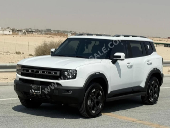 Jetour  T1  Luxury  2025  Automatic  2,000 Km  4 Cylinder  Four Wheel Drive (4WD)  SUV  White  With Warranty