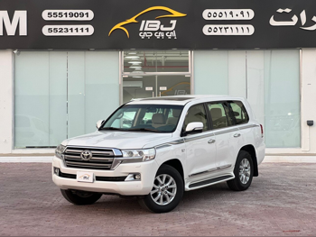 Toyota  Land Cruiser  VXR  2019  Automatic  224,000 Km  8 Cylinder  Four Wheel Drive (4WD)  SUV  White