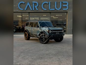 فورد  برونكو  وايلد تراك  2021  اوتوماتيك  56,000 كم  6 سلندر  دفع رباعي  اس يو في  ازرق  تحت الضمان