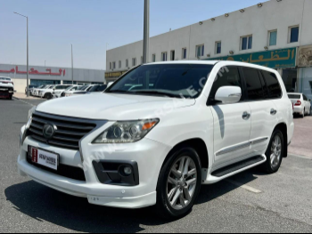 لكزس  ال اكس  570  2012  اوتوماتيك  441,000 كم  8 سلندر  دفع رباعي  اس يو في  أبيض