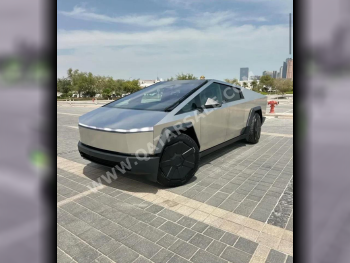 Tesla  Cybertruck  2024  Automatic  5,000 Km  0 Cylinder  All Wheel Drive (AWD)  SUV  Silver  With Warranty