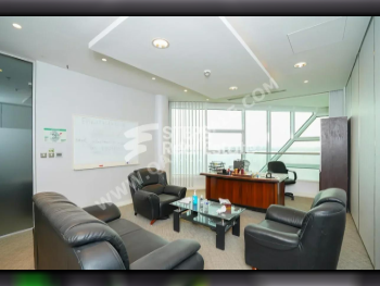 مكاتب تجارية - نصف مفروشة  - الدوحة  - الخليج الغربي