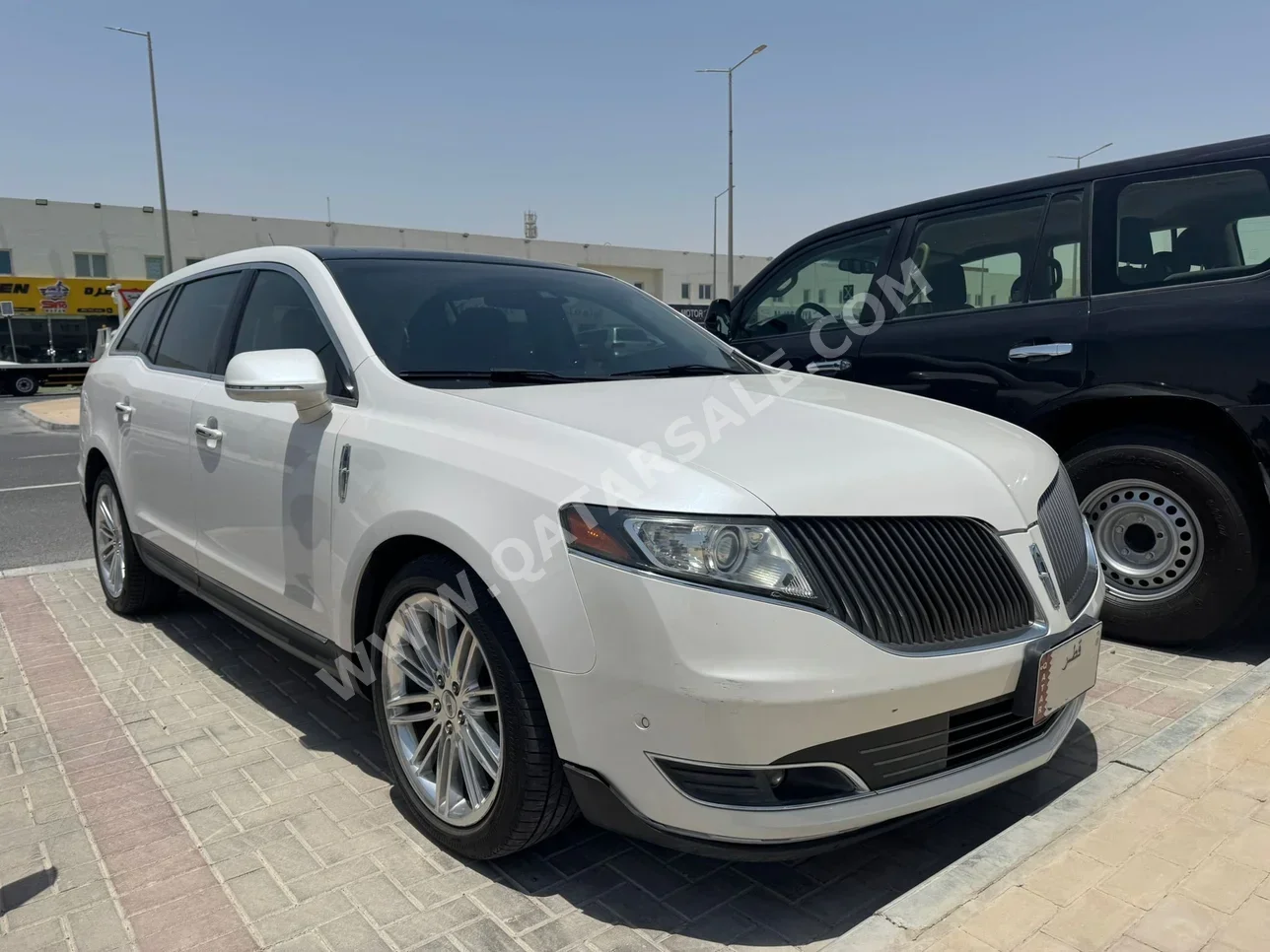 Lincoln  MKT  2015  Automatic  118,000 Km  4 Cylinder  Rear Wheel Drive (RWD)  SUV  White