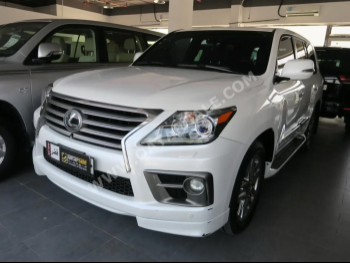 لكزس  ال اكس  570  2015  اوتوماتيك  164,000 كم  8 سلندر  دفع رباعي  اس يو في  أبيض