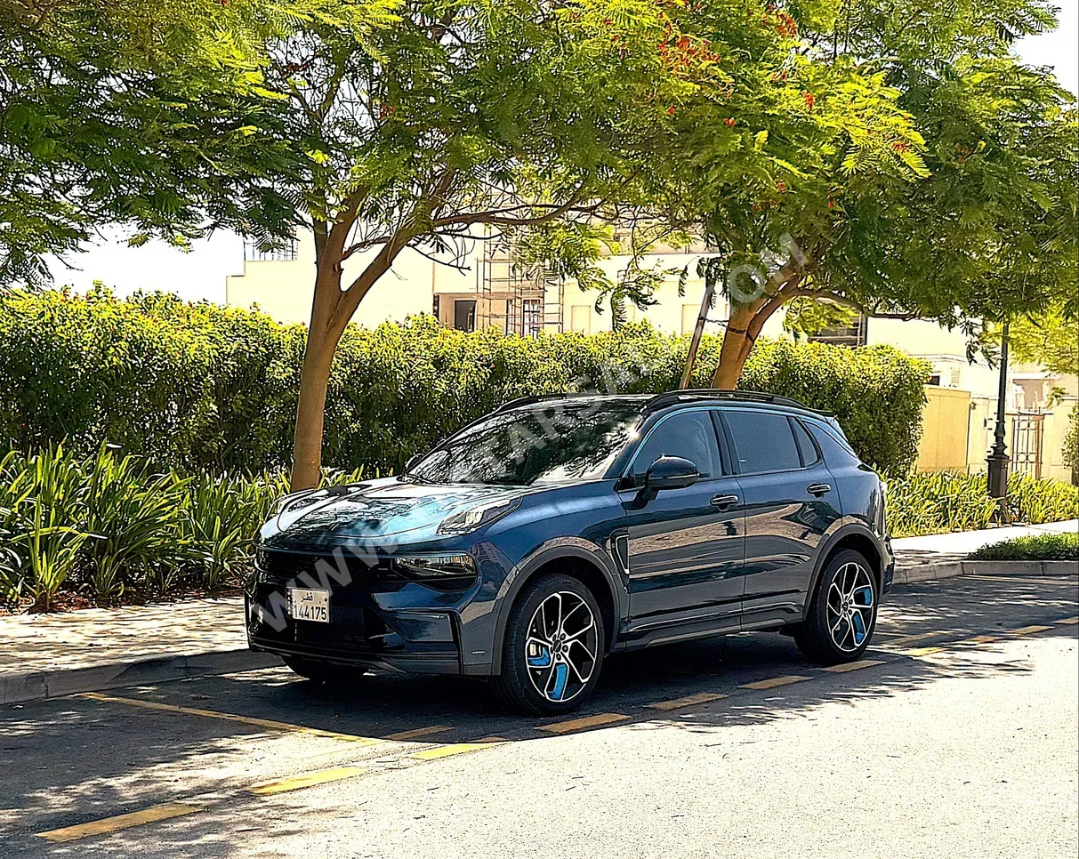 Lynk & Co  01  Louder Pro  2024  Automatic  24,150 Km  4 Cylinder  Front Wheel Drive (FWD)  SUV  Blue  With Warranty