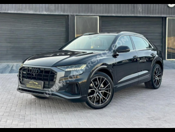 اودي  كيو 8  اس لاين  2019  اوتوماتيك  116,000 كم  6 سلندر  دفع كلي مستمر  اس يو في  أسود