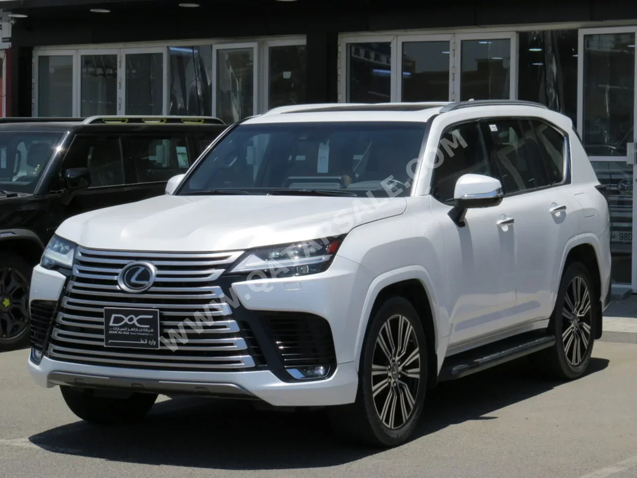 لكزس  ال اكس  600 لكجري  2023  اوتوماتيك  32,000 كم  6 سلندر  دفع رباعي  اس يو في  أبيض  تحت الضمان