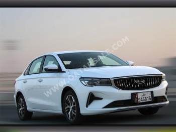 جيلي  إمجراند  4 سلندر  سيدان  أبيض  2025