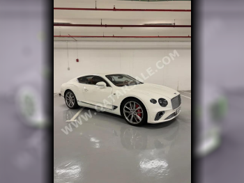 بنتلي  كونتيننتل  جي تي مولينر  2018  اوتوماتيك  81,000 كم  12 سلندر  دفع خلفي  كوبيه \ سبورت  أبيض