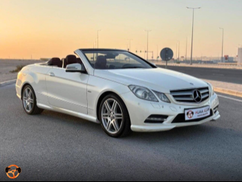 Mercedes-Benz  E-Class  350 AMG  2012  Automatic  61,500 Km  6 Cylinder  Four Wheel Drive (4WD)  Coupe / Sport  White