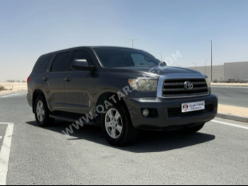 Toyota  Sequoia  2016  Automatic  309,500 Km  8 Cylinder  Four Wheel Drive (4WD)  SUV  Gray