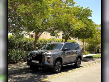 Maxus  D 90  2025  Automatic  500 Km  4 Cylinder  All Wheel Drive (AWD)  SUV  Gray  With Warranty