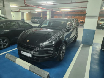 بورش  ماكان  جي تي اس  2024  اوتوماتيك  5,600 كم  6 سلندر  دفع رباعي  اس يو في  أسود  تحت الضمان