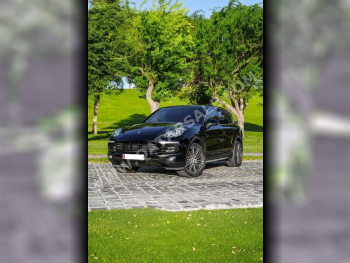 بورش  كيان  اس  2016  اوتوماتيك  25,000 كم  6 سلندر  دفع رباعي  اس يو في  أسود