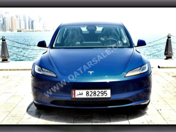 تسلا  موديل 3  4 سلندر  سيدان  ازرق  2024