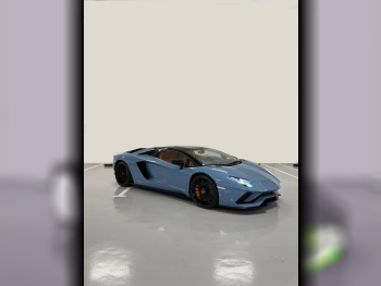Lamborghini  Aventador  S Roadster  2019  F-1  36,000 Km  12 Cylinder  Rear Wheel Drive (RWD)  Convertible  Gray  With Warranty