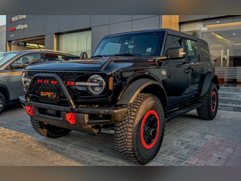 فورد  برونكو  وايلد تراك  2024  اوتوماتيك  12,000 كم  6 سلندر  دفع رباعي  اس يو في  أسود  تحت الضمان