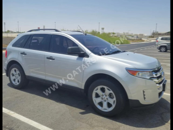 فورد  ادج  2013  اوتوماتيك  96,000 كم  6 سلندر  دفع كلي مستمر  اس يو في  فضي