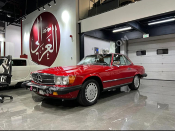 Mercedes-Benz  560 SL  1987  Automatic  35,000 Km  8 Cylinder  Rear Wheel Drive (RWD)  Classic  Red
