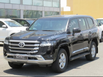 تويوتا  لاند كروزر  جي اكس ار  2024  اوتوماتيك  29,000 كم  6 سلندر  دفع رباعي  اس يو في  أسود  تحت الضمان