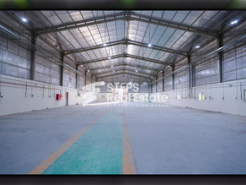 مخازن و مستودعات - الريان  - المنطقة الصناعية  -المساحة: 900 متر مربع