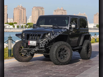 جييب  رانجلار  صحارى  2015  اوتوماتيك  78,000 كم  6 سلندر  دفع رباعي  اس يو في  أسود