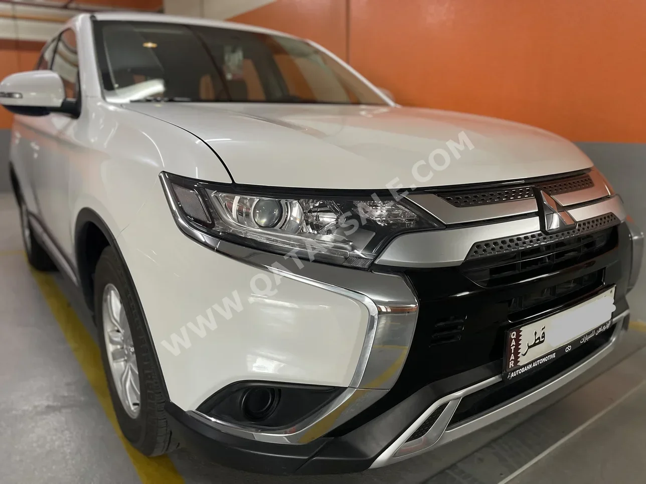 ميتسوبيشي  أوت لاندر  2021  اوتوماتيك  62,600 كم  4 سلندر  دفع رباعي  اس يو في  أبيض