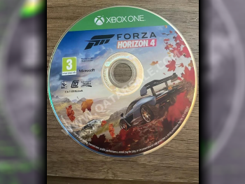 - إكس بوكس ون  أقراص ألعاب الفيديو المدمجة