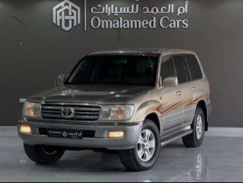 تويوتا  لاند كروزر  جي اكس ار  2006  اوتوماتيك  255,000 كم  6 سلندر  دفع رباعي  اس يو في  ذهبي