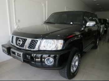 نيسان  باترول  سفاري  2023  اوتوماتيك  1,800 كم  6 سلندر  دفع رباعي  اس يو في  أسود  تحت الضمان