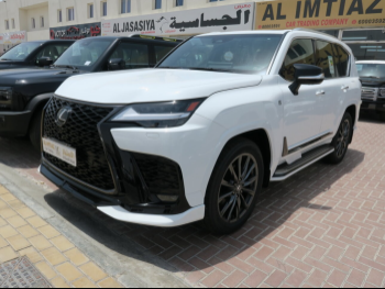 لكزس  ال اكس  600 اف سبورت  2025  اوتوماتيك  0 كم  6 سلندر  دفع رباعي  اس يو في  أبيض  تحت الضمان