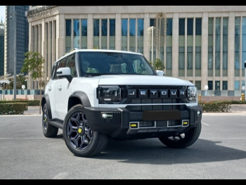 جيتور  تي 2  لكجري  2026  اوتوماتيك  0 كم  4 سلندر  دفع رباعي  اس يو في  أبيض  تحت الضمان