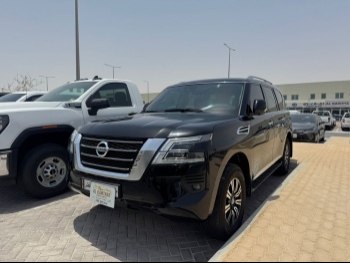 Nissan  Patrol  Titanium  2020  Automatic  112,000 Km  8 Cylinder  Four Wheel Drive (4WD)  SUV  Black