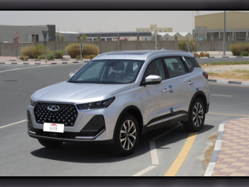 شيري  تيجو  7  برو  2026  اوتوماتيك  0 كم  4 سلندر  سحب امامي  اس يو في  فضي  تحت الضمان