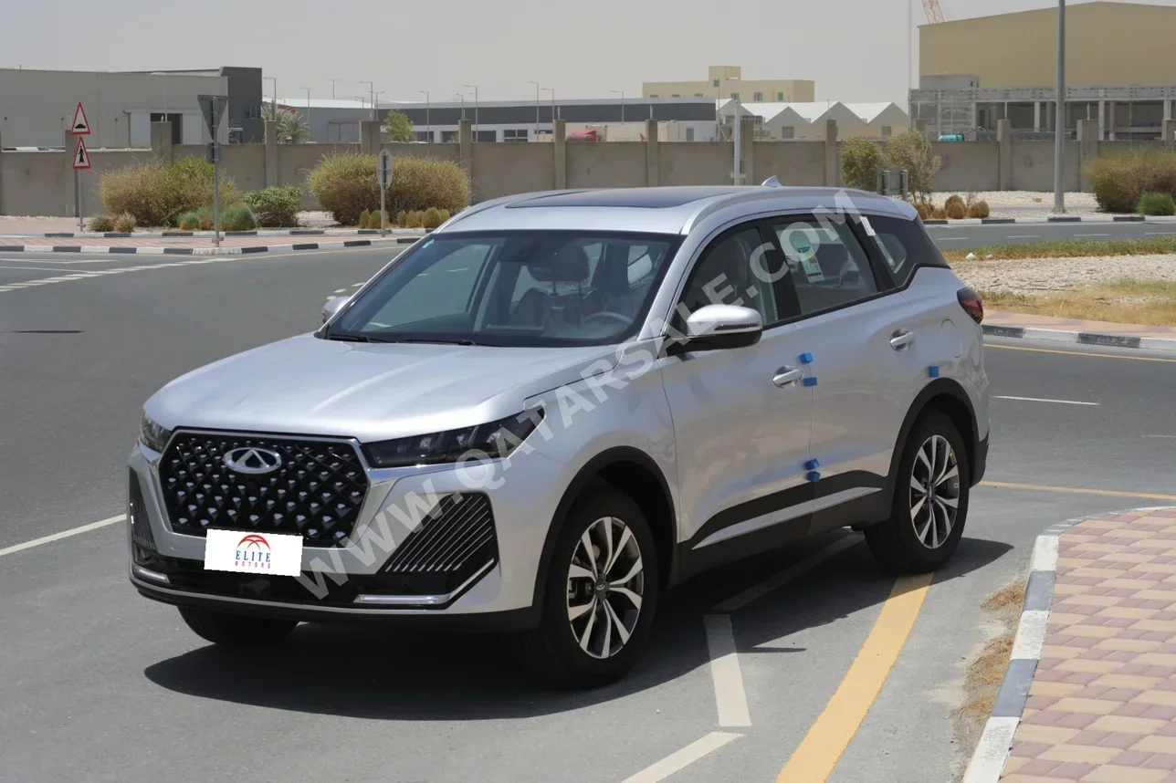 شيري  تيجو  7  برو  2026  اوتوماتيك  0 كم  4 سلندر  سحب امامي  اس يو في  فضي  تحت الضمان