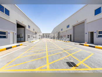 مخازن و مستودعات - الوكرة  - بركة العوامر  -المساحة: 450 متر مربع