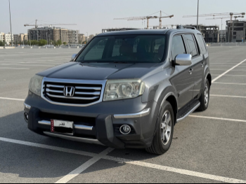 هوندا  بايلوت  اي اكس ال  2013  اوتوماتيك  161,000 كم  6 سلندر  دفع رباعي  اس يو في  رمادي