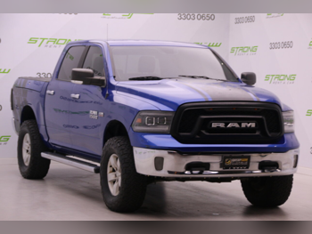 دودج  رام  1500  2016  اوتوماتيك  190,000 كم  8 سلندر  دفع رباعي  بيكب  ازرق