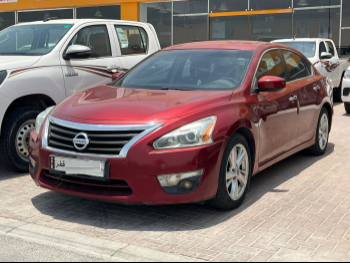 Nissan  Altima  2.5 SV  2013  Automatic  174,000 Km  4 Cylinder  Rear Wheel Drive (RWD)  Sedan  Red