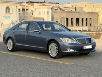 مرسيدس - بنز  اس - كلاس  350  2008  اوتوماتيك  87,000 كم  6 سلندر  دفع خلفي  سيدان  رمادي