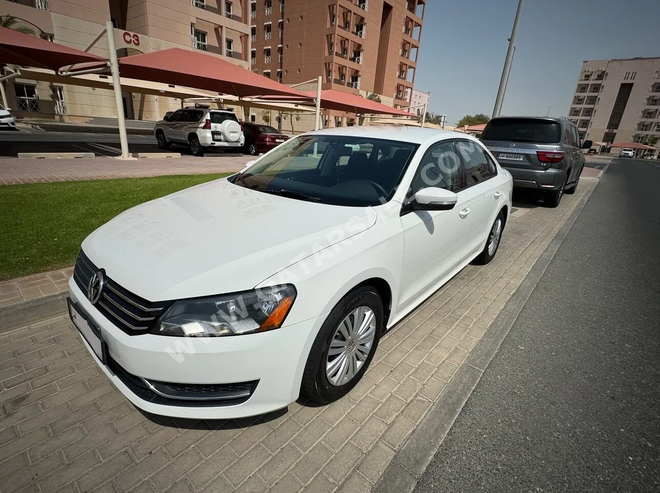 Volkswagen  Passat  2015  Automatic  128,882 Km  4 Cylinder  Front Wheel Drive (FWD)  Sedan  White